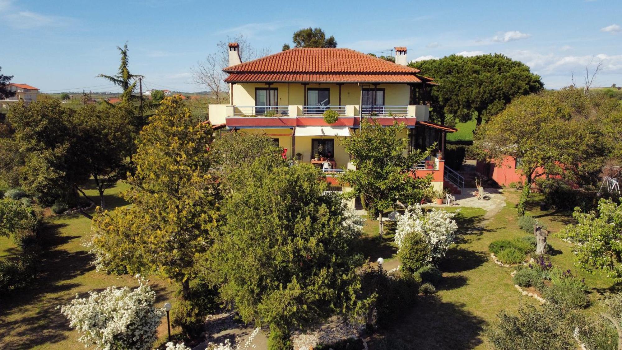 Pond And Pines, By Nice House By The Sea! Epanomi Luaran gambar